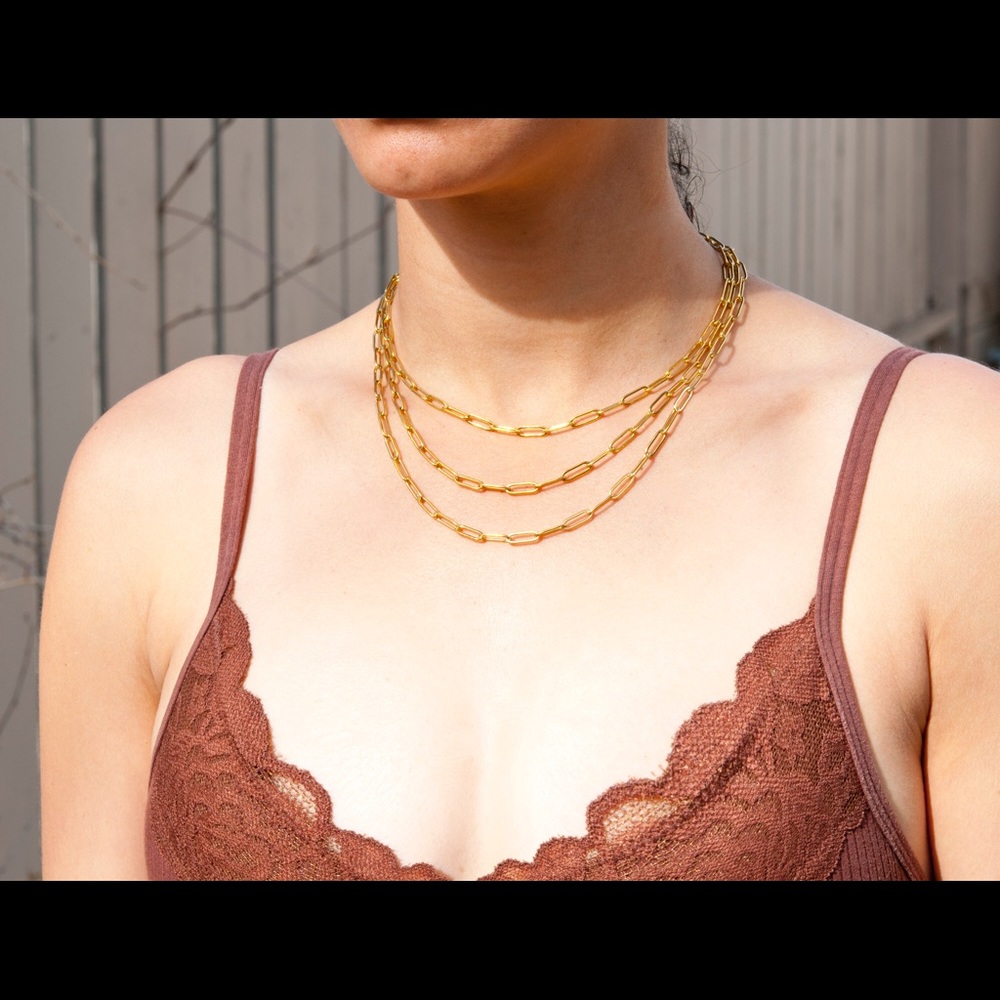 Set of 3 link paper clip chain necklace!